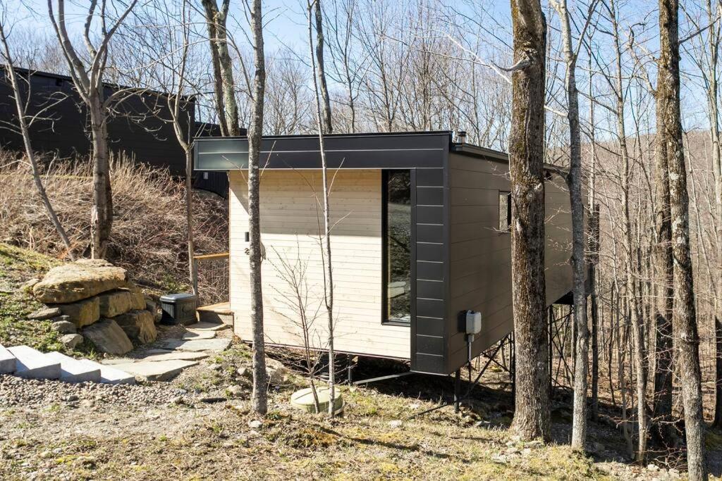 Cabin Sutton 252 - En Harmonie Avec La Nature! Villa ภายนอก รูปภาพ