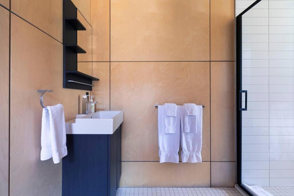 Cabin Sutton 252 - En Harmonie Avec La Nature! Villa ภายนอก รูปภาพ
