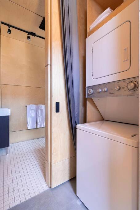 Cabin Sutton 252 - En Harmonie Avec La Nature! Villa ภายนอก รูปภาพ